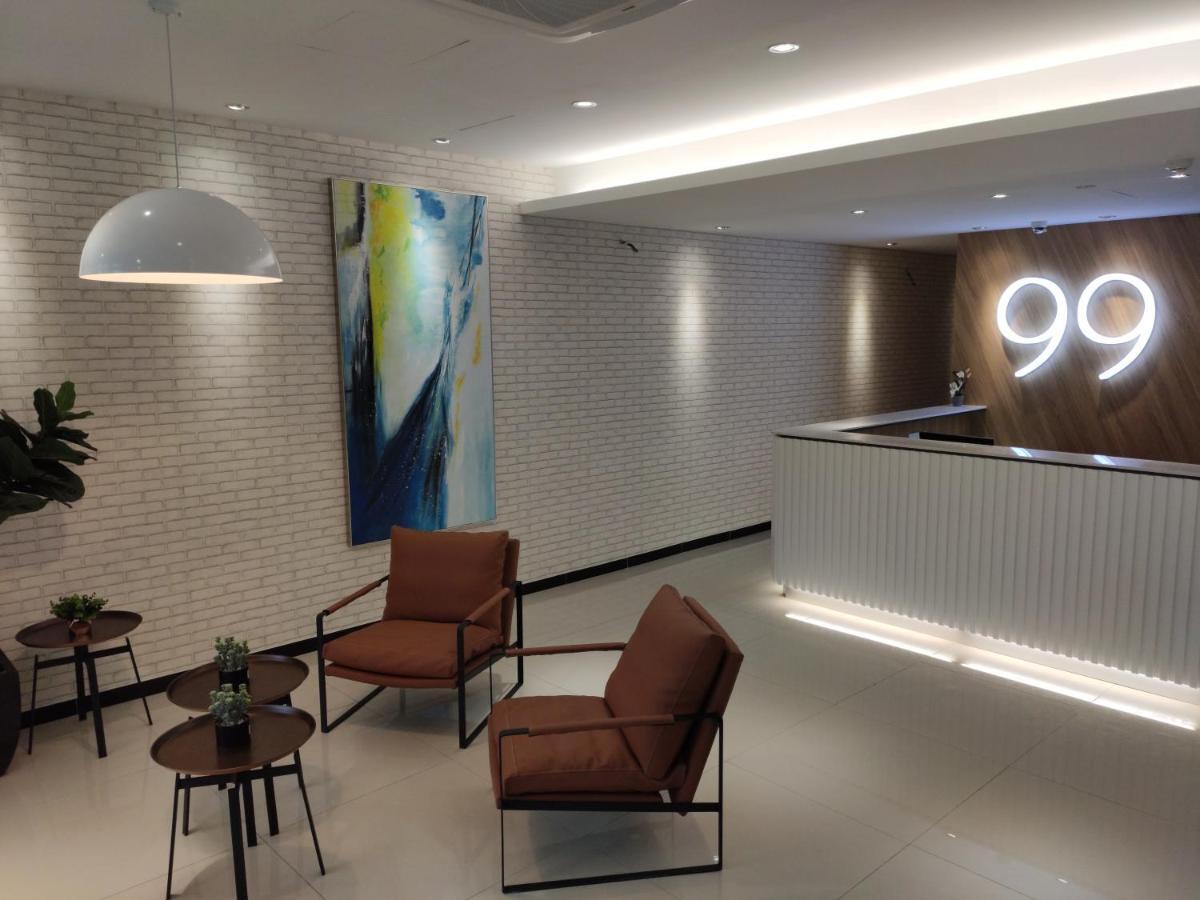 Hotel 99 Seri Kembangan Serdang Eksteriør bilde